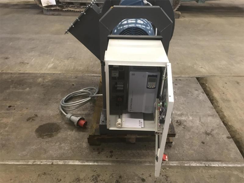 SCREENPOD AIRVAC AV9 2019